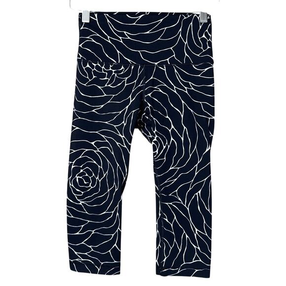 Lululemon Wunder Under Hi-Rise 1/2 Tight Leggings 17" Radiate Rose Alpine Size 4 - Picture 1 of 7